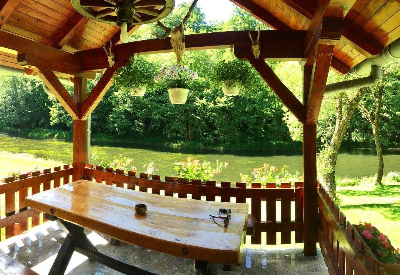 Holiday Home Radocaj Slunj Exteriér fotografie